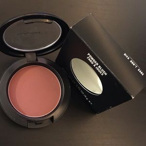 MAC Diva Don’t Care Blush